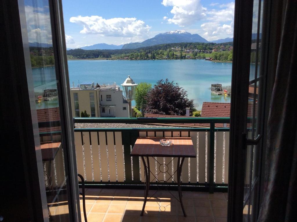 Villa Desiree - Hotel Garni - Adults Only Филлах Номер фото